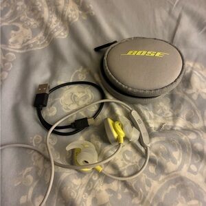 Bose White and Yellow Earbuds with Gray Case